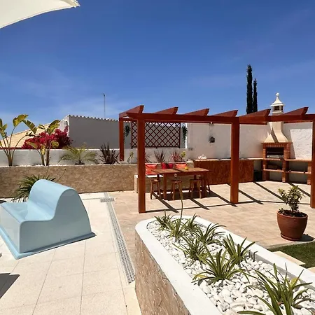 Βίλα Buganvilia - Private Pool - 10 Guests -